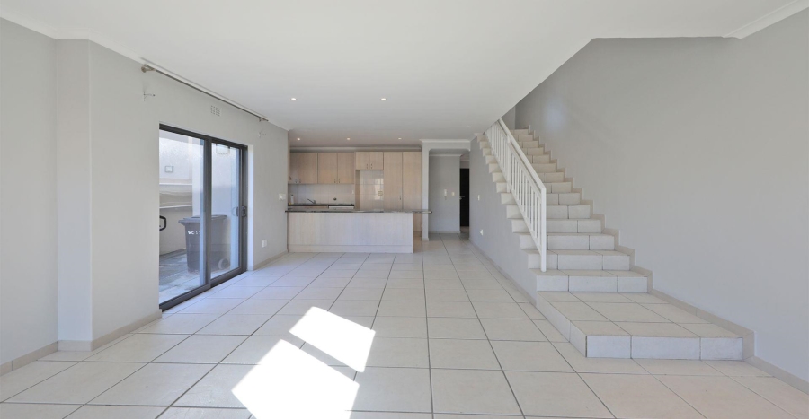 3 Bedroom Property for Sale in Plattekloof Western Cape